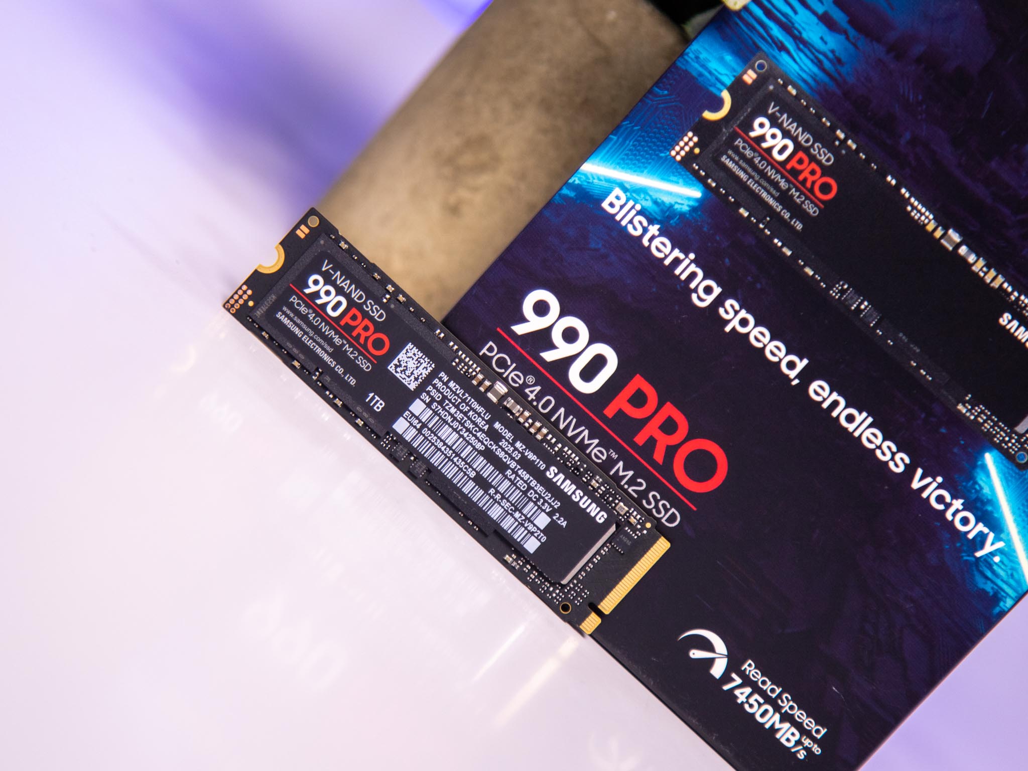 Ổ Cứng SSD Samsung 990 Pro 1TB – M.2 2280 PCIe Gen4 x4 (Đọc 7450MB/s - Ghi 6900MB/s) - (MZ-V9P1T0BW)  - Chi tiết 1