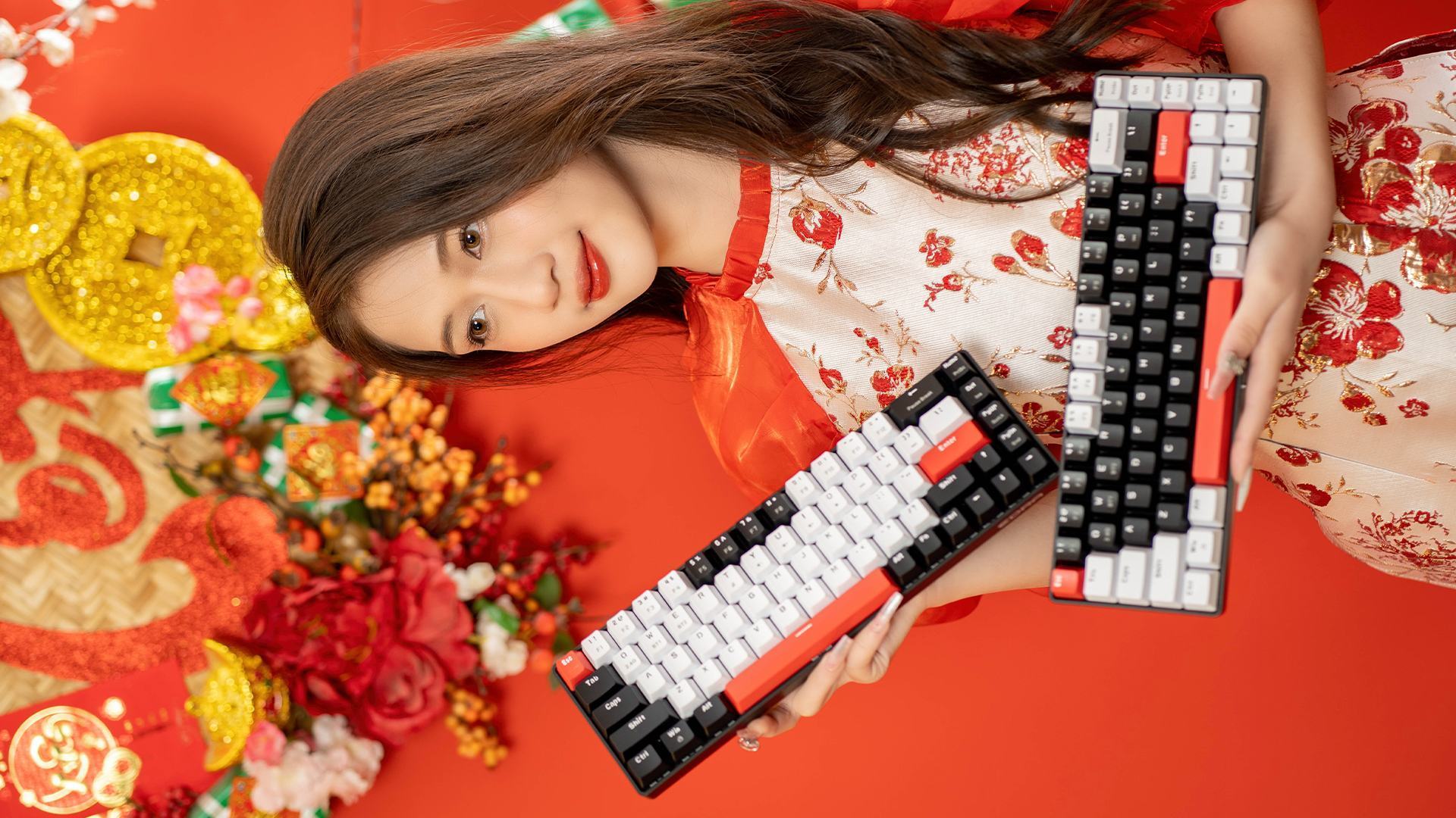 ban-phim-co-khong-day-edra-ek368l-white-black4 Bàn phím cơ không dây EDRA EK368L White Black 5