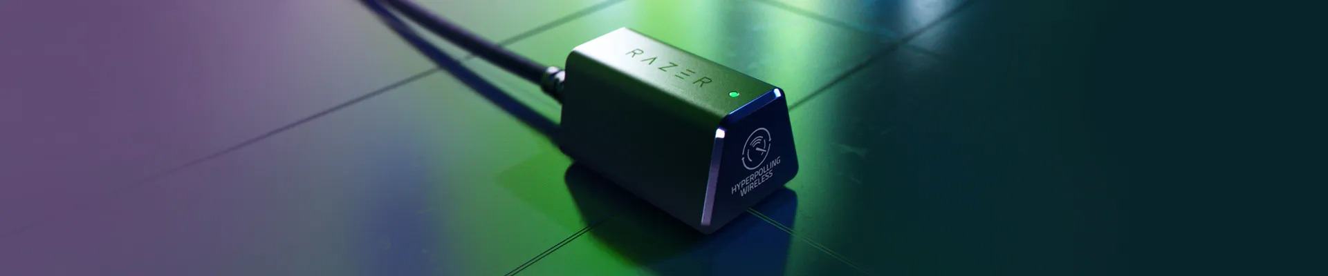 chuot-razer-deathadder-v3-pro-va-thiet-bi-chuyen-doi-razer-hyperpolling-wireless-dongle-rz01-04630300-r3wl-7 Chuột game không dây Razer DeathAdder V3 Pro Ergonomic (USB/RGB) (RZ01-04630100-R3A1) 10